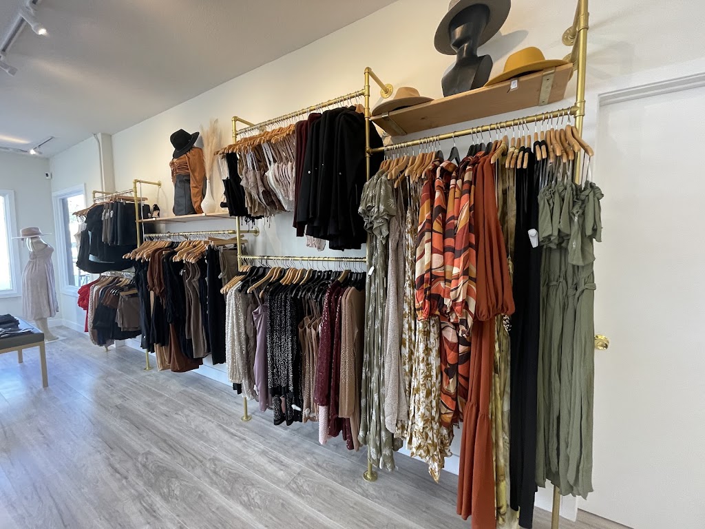 Bella Mode Boutique | 31895 Mission Trail, Lake Elsinore, CA 92530, USA | Phone: (951) 746-0121