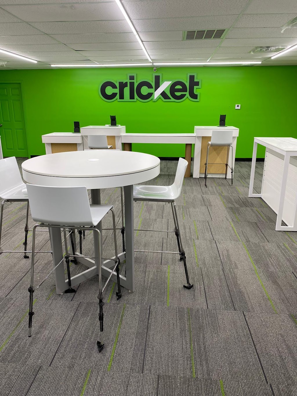 Cricket Wireless Authorized Retailer | 404 N Main St Ste 2, Highlands, TX 77562, USA | Phone: (832) 688-8083