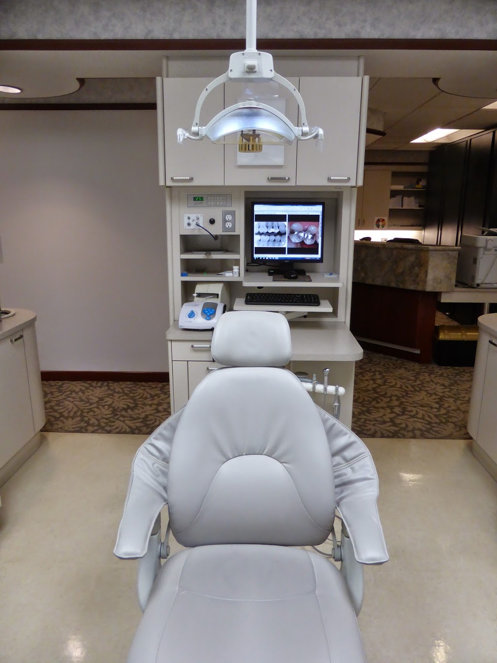 Advanced Dental Artistry | 118 SW 330th St Ste 103, Federal Way, WA 98023, USA | Phone: (253) 835-2296