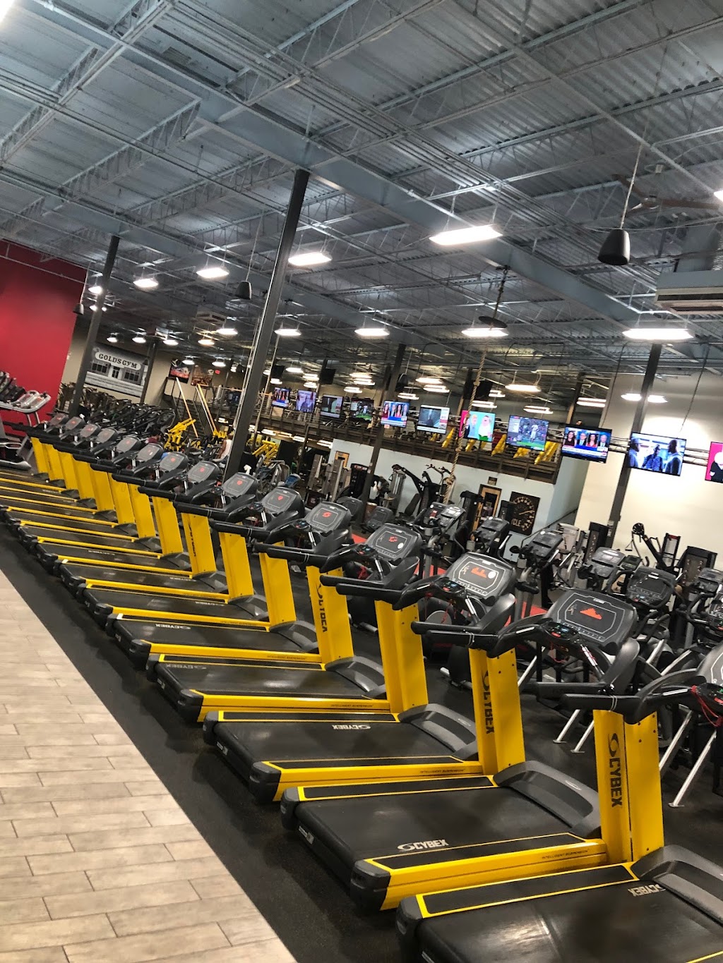 Golds Gym | 4346 S Laburnum Ave, Richmond, VA 23231, USA | Phone: (804) 222-4653