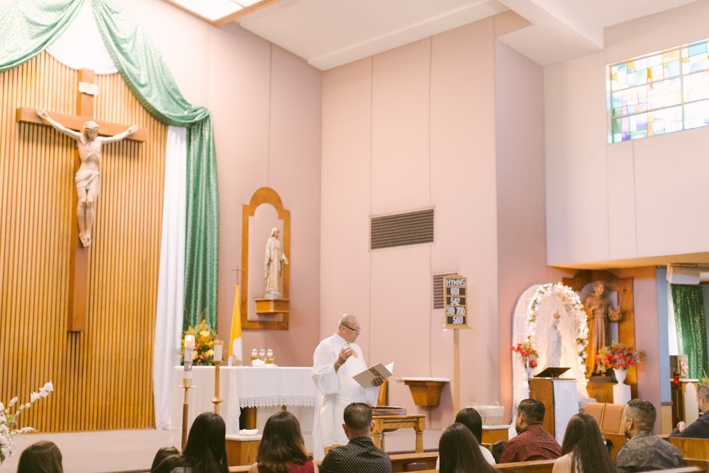 St Didacus Catholic Church | 14325 Astoria St, Sylmar, CA 91342, USA | Phone: (818) 367-6181