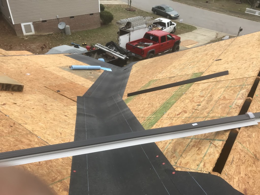 NC Construction inc roofings | 127 Riders Ridge Ln, Willow Spring, NC 27592, USA | Phone: (919) 521-7372