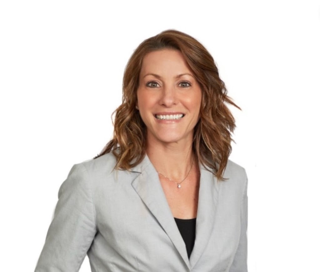 Heidi Gostanian, REALTOR | Realty One Group Empire | 13261 Spring Valley Pkwy #101, Victorville, CA 92395, USA | Phone: (760) 900-3798