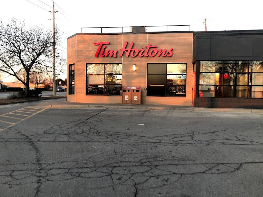 Tim Hortons | 3901 Sandwich St., Windsor, ON N9C 4H7, Canada | Phone: (519) 256-2095