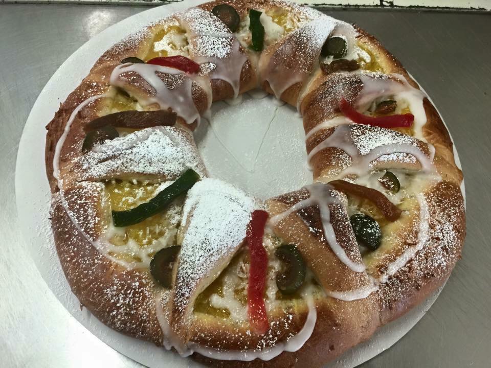 Panaderia Y Pasteleria La Mejor | 5819 S 16th St, Phoenix, AZ 85040, USA | Phone: (602) 268-5778