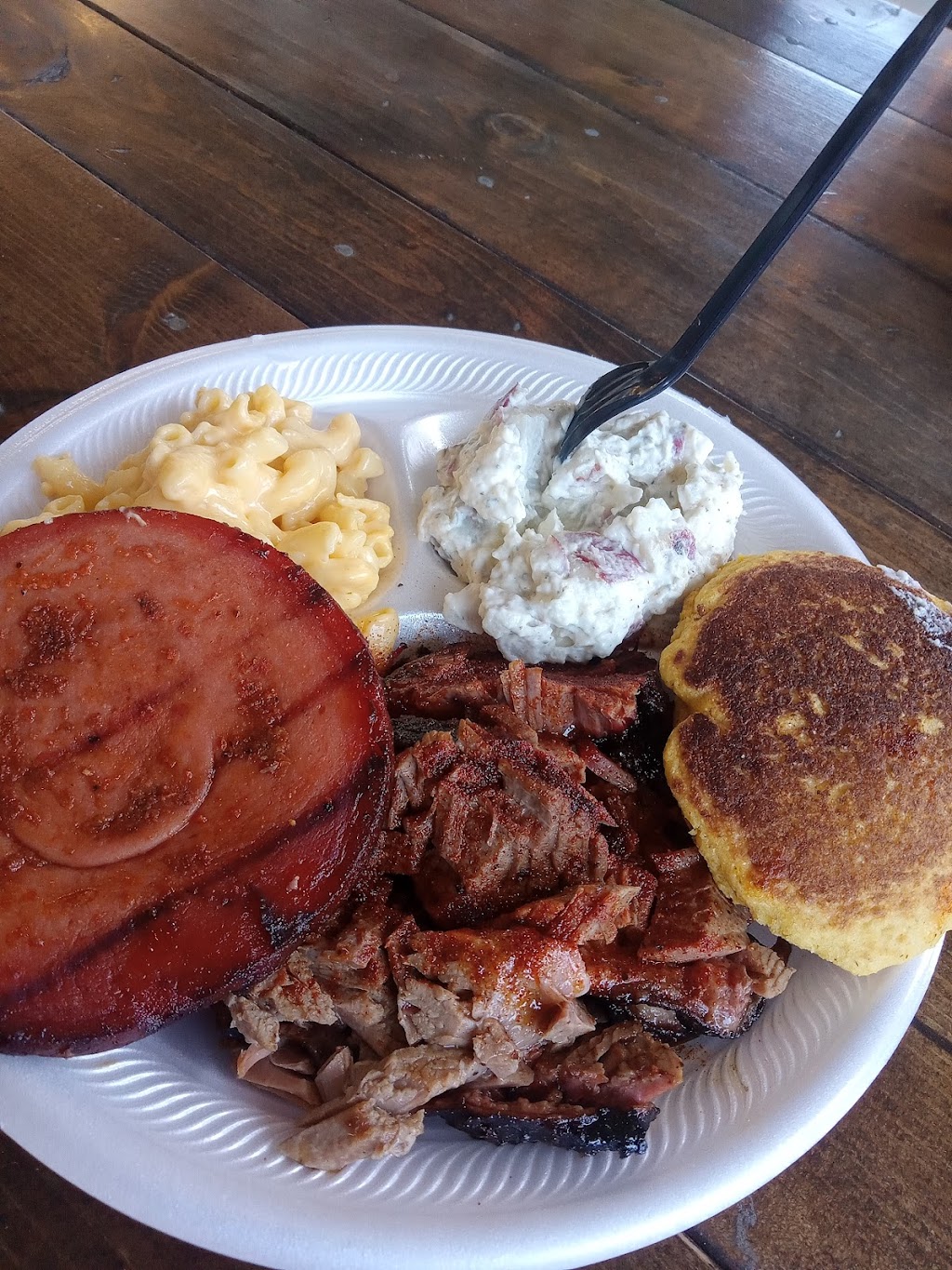 Perrys Smokin Pig | 2025 Old Hwy 31West, White House, TN 37188, USA | Phone: (615) 672-4414