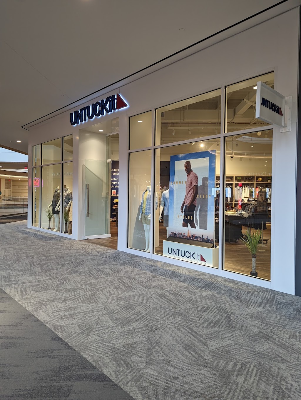 UNTUCKit | 100 N Water St Space 2075, Norwalk, CT 06854, USA | Phone: (203) 930-2351