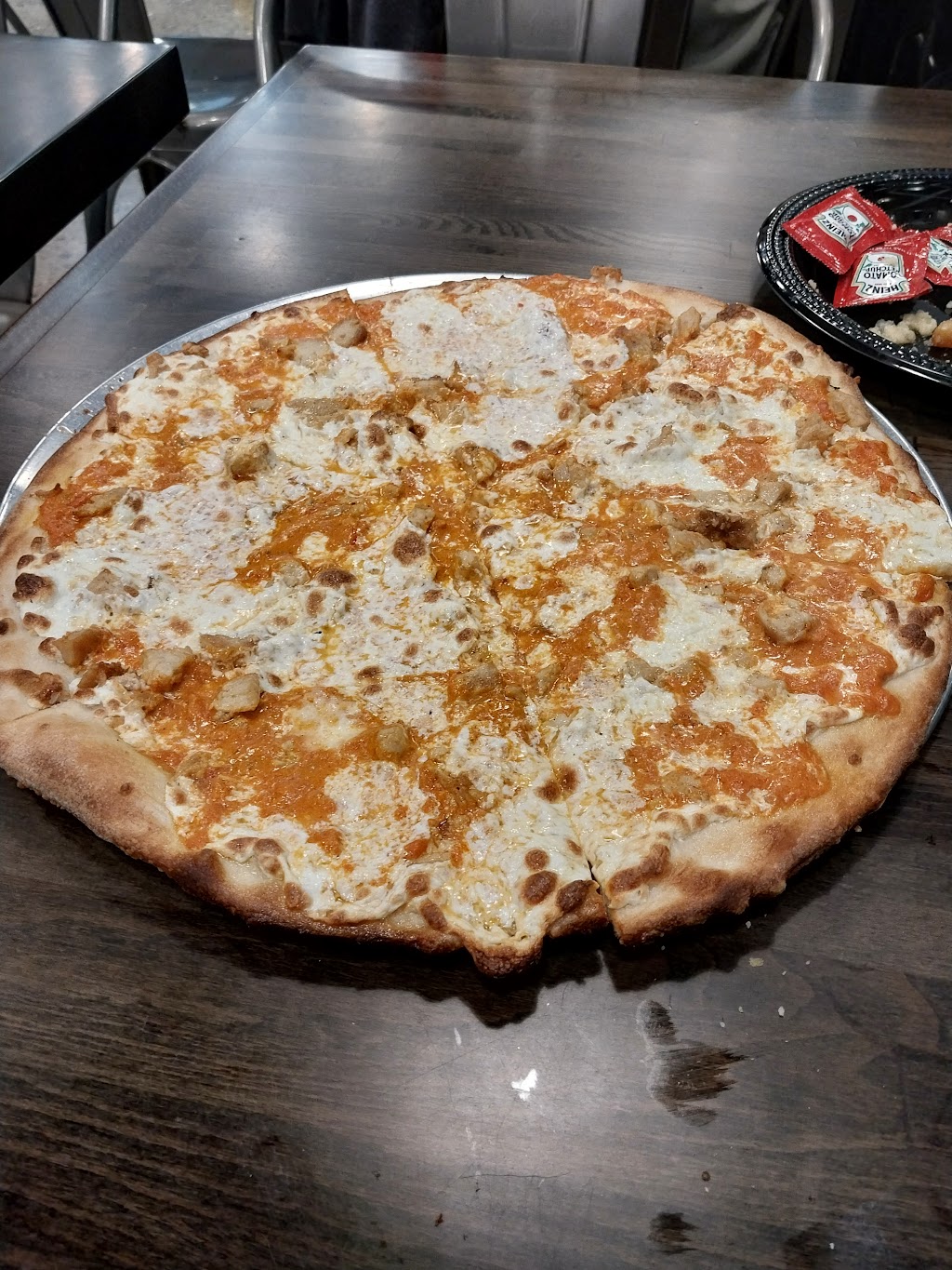 Round Pie Pizza Company (Brick) | 706 NJ-70, Brick Township, NJ 08723, USA | Phone: (732) 852-0000