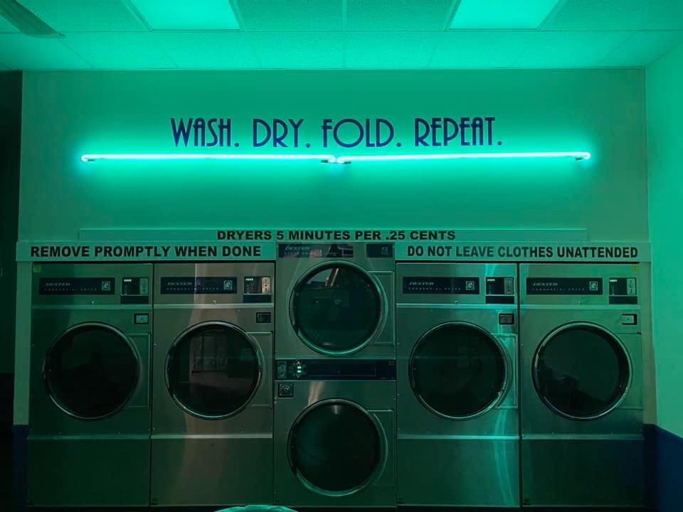 Summit Suds Laundromat | 244 Forest Ave, Amsterdam, NY 12010, USA | Phone: (518) 842-0833