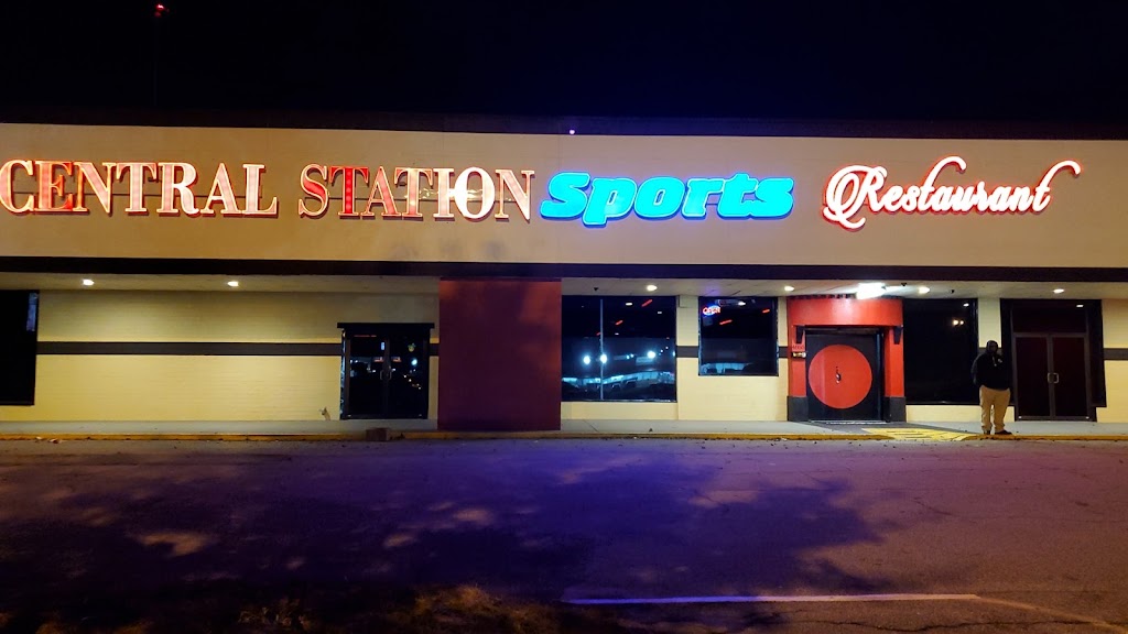 Central station sports restaurant | 4855 Old National Hwy, Atlanta, GA 30337, USA | Phone: (678) 437-4875