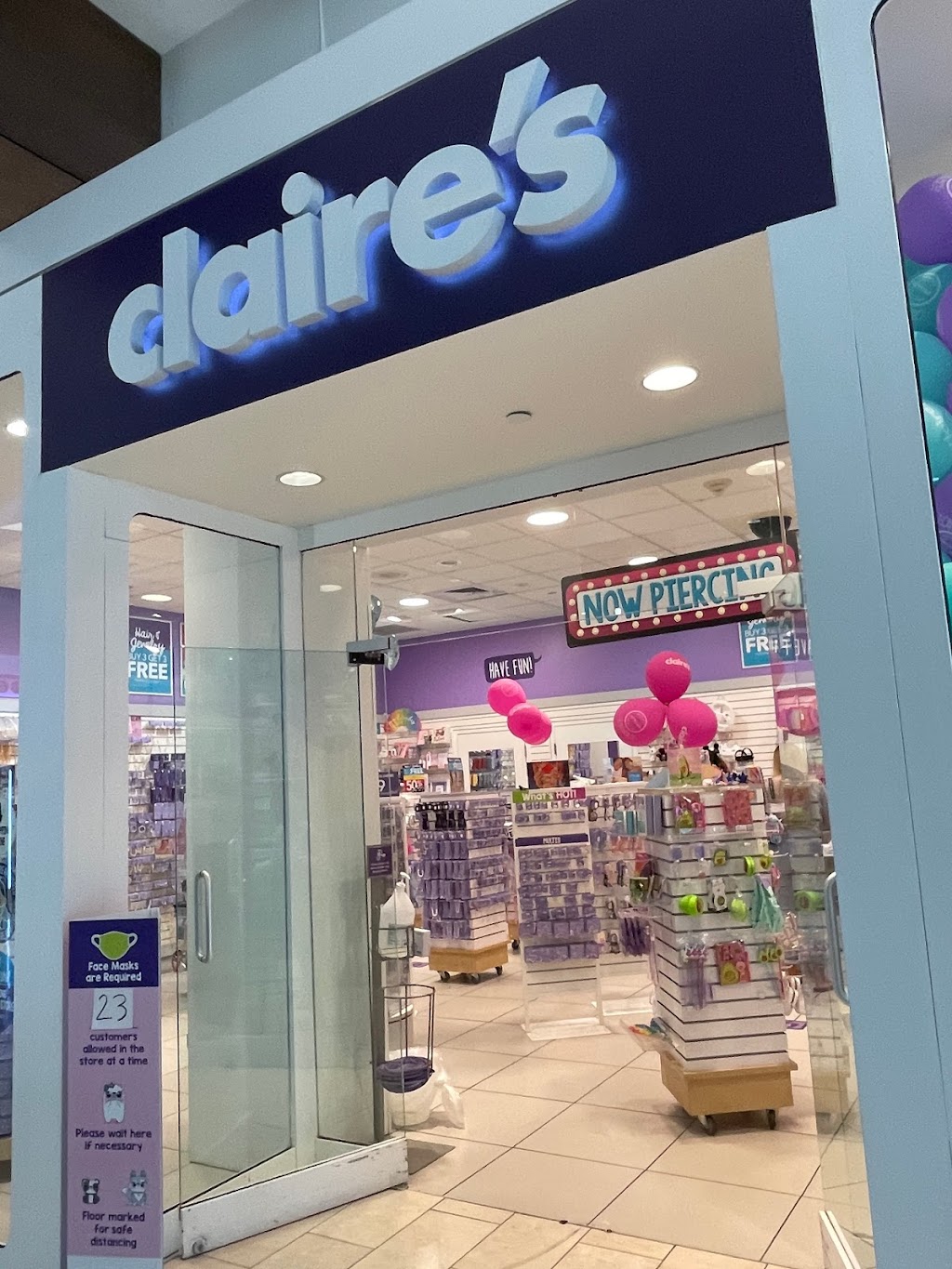 Claires | 6600 Topanga Canyon Blvd #2106C, Canoga Park, CA 91303, USA | Phone: (818) 615-0993