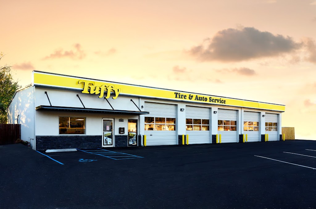 Tuffy Tire & Auto Service | 3422 Pelham Pkwy, Pelham, AL 35124, USA | Phone: (205) 624-2190