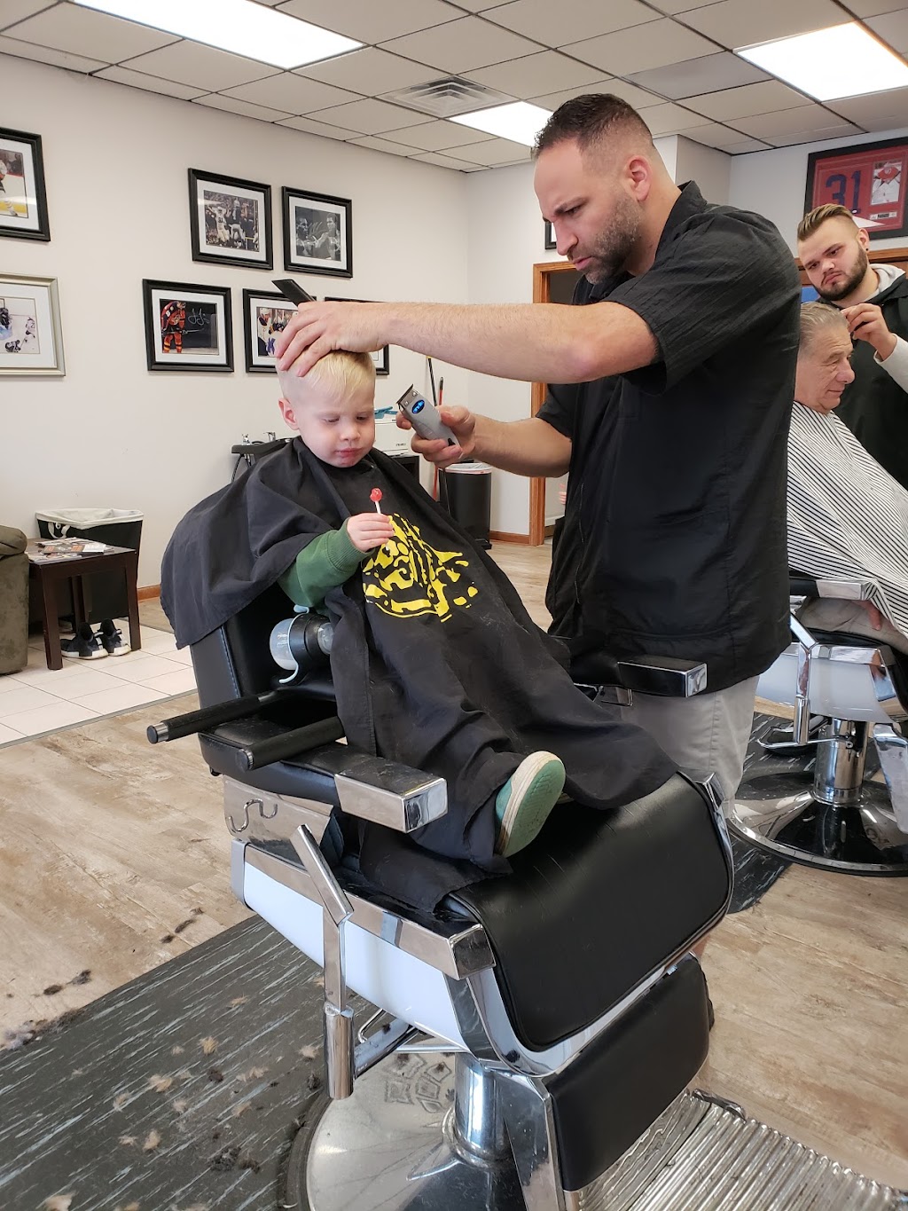 Andys Barber Shop | 8888 Porter Rd, Niagara Falls, NY 14304, USA | Phone: (716) 371-2813