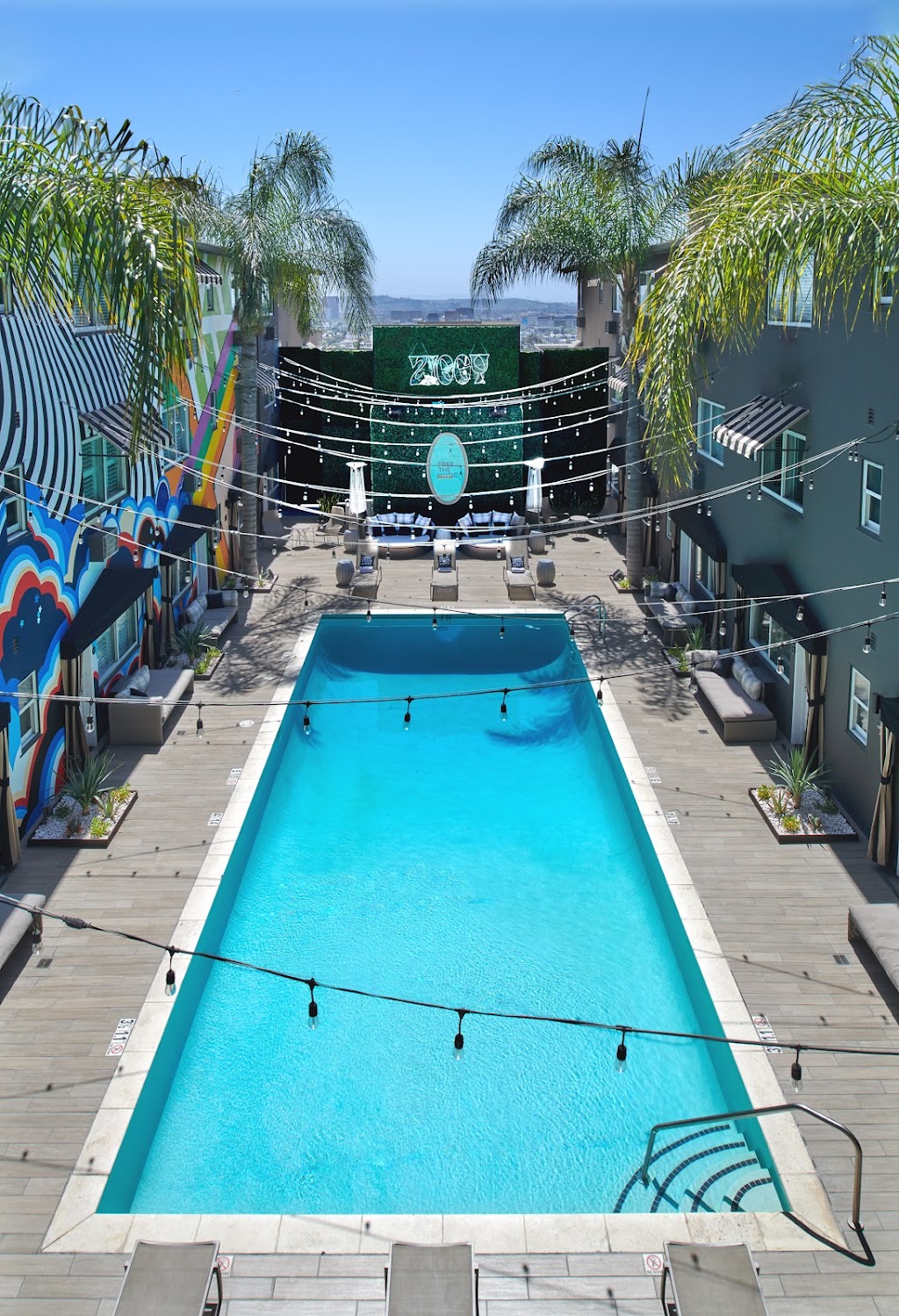 Hotel Ziggy | 8462 Sunset Blvd, West Hollywood, CA 90069, USA | Phone: (323) 654-4600