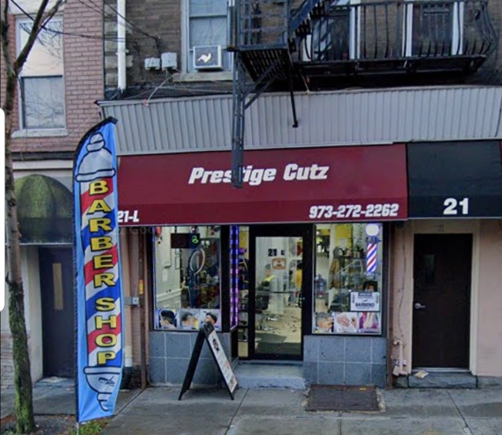 Prestige Cutz | 21 Monroe St, Passaic, NJ 07055, USA | Phone: (973) 272-2262