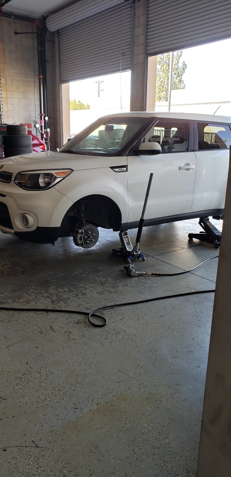 Arrow Center Tires | 5512 E Arrow Hwy STE B, Montclair, CA 91763, USA | Phone: (909) 522-1742