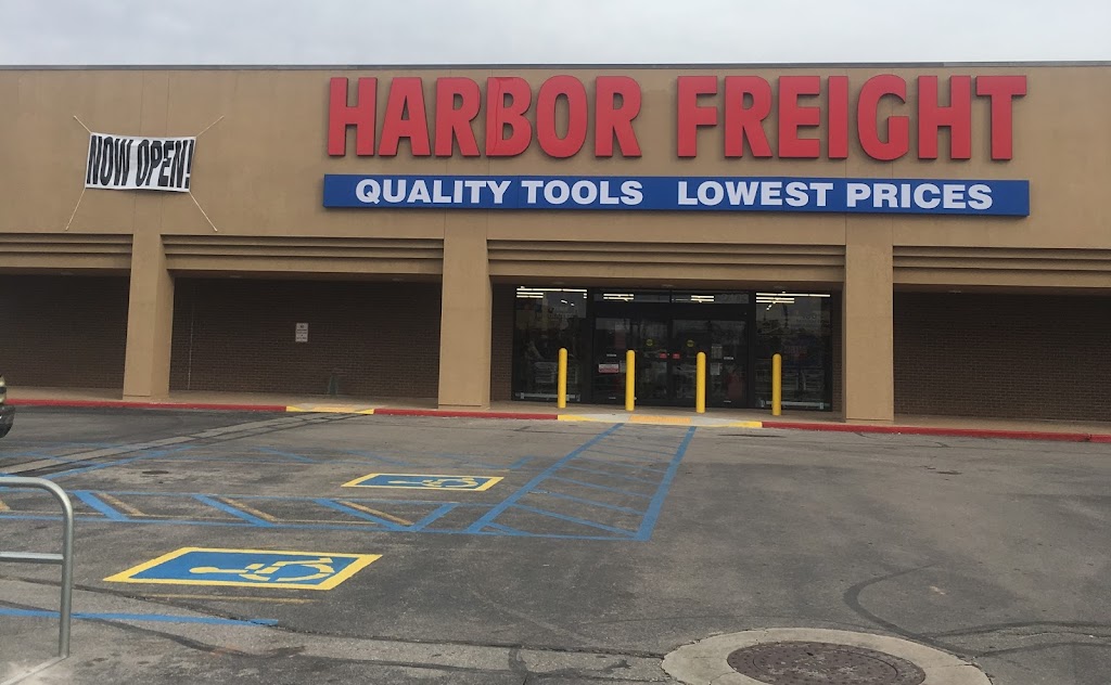 Harbor Freight Tools | 2403 Ponderosa Dr, Chickasha, OK 73018, USA | Phone: (405) 544-3388