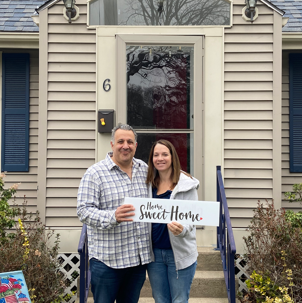 Angela Diatelevi Homes | 10 Union Meadows Rd, Franklin, MA 02038, USA | Phone: (612) 414-5670