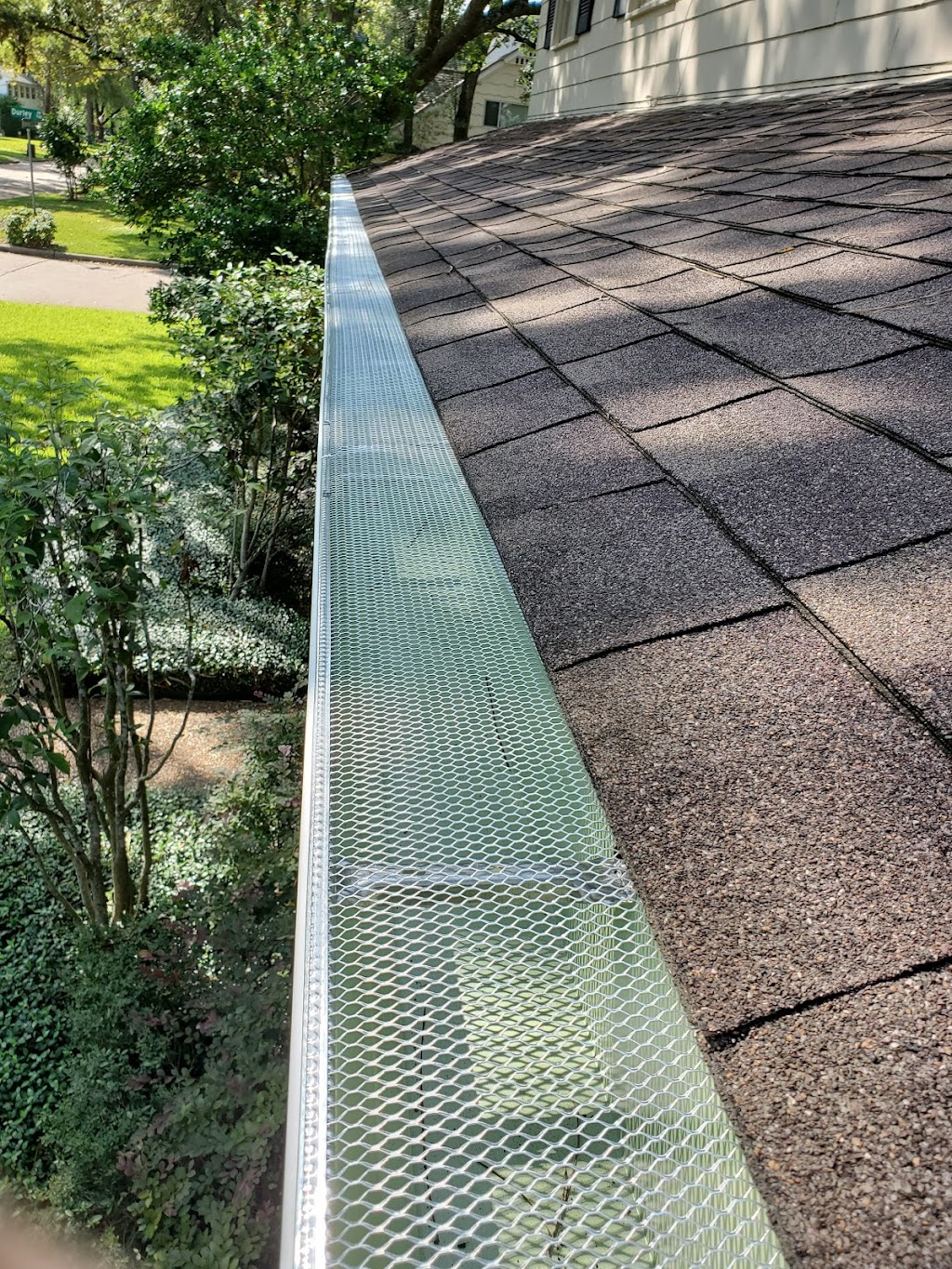 Boones Gutter Services | 22 Magnolia St, Huffman, TX 77336, USA | Phone: (936) 367-1740