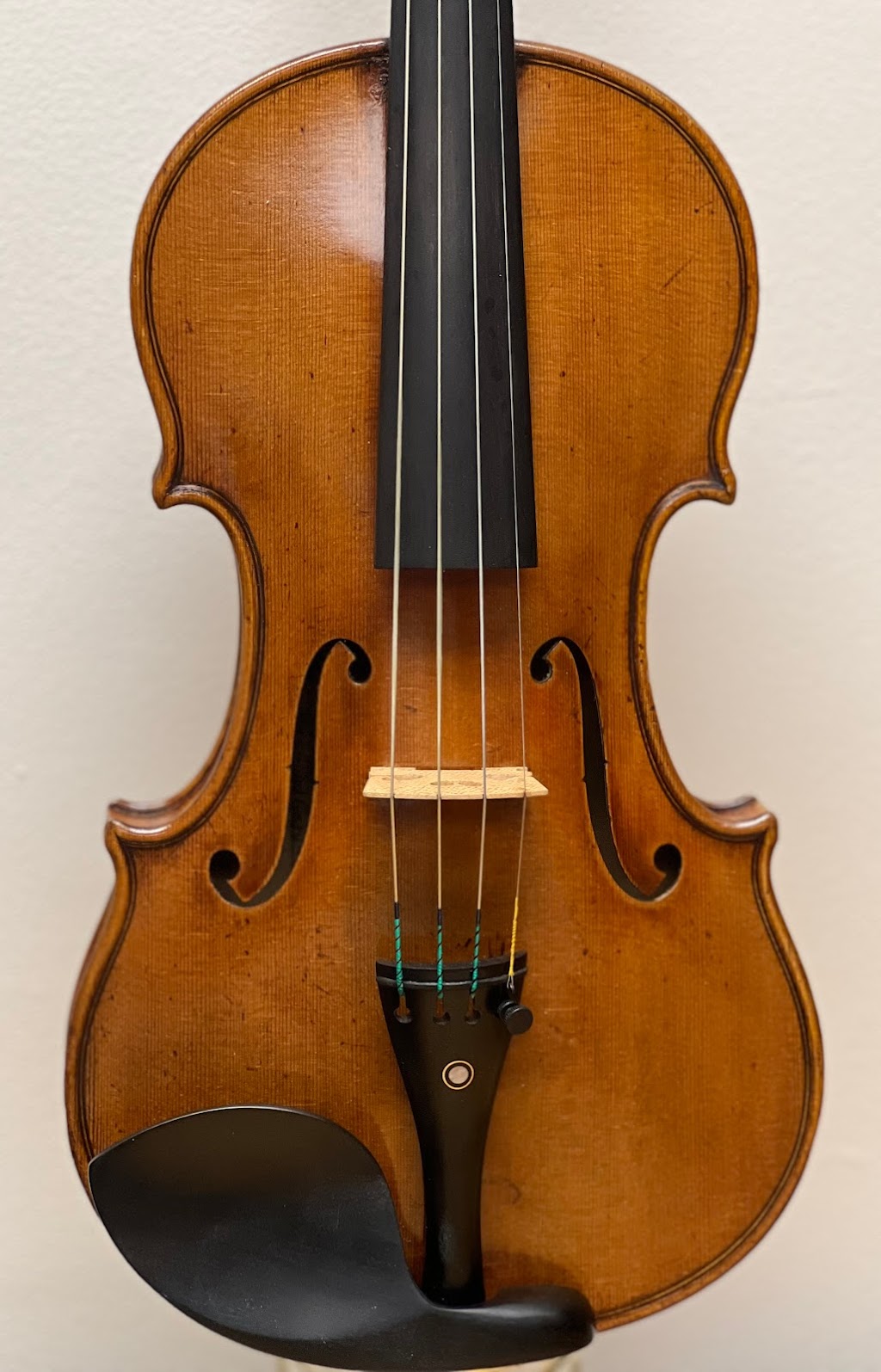 Day Violins | 14221A Willard Rd #500, Chantilly, VA 20151, USA | Phone: (703) 391-9444