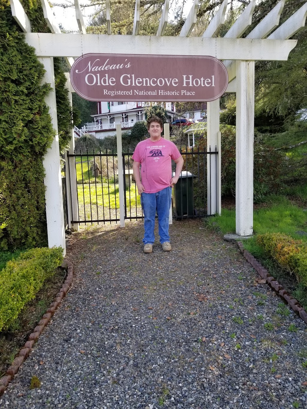 Olde Glencove Hotel | 9418 Glencove Rd NW, Gig Harbor, WA 98329, USA | Phone: (253) 884-2835