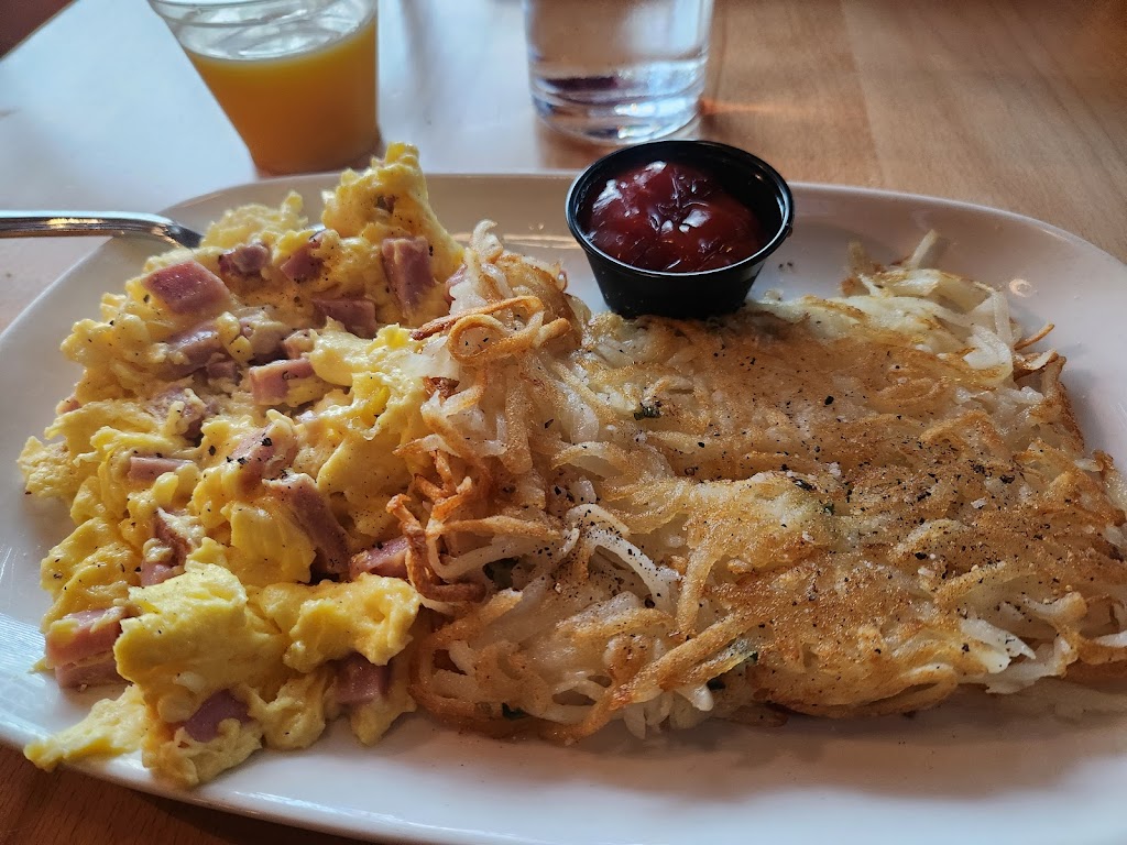 Kip’s Irish Pub & Restaurant | 9970 Wayzata Blvd, St Louis Park, MN 55426, USA | Phone: (952) 367-5070
