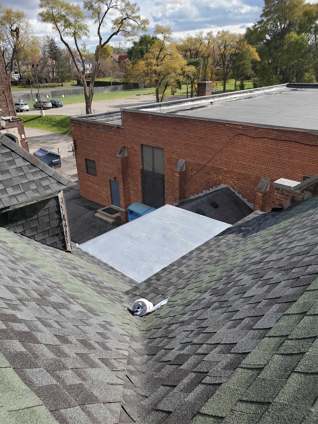 Magnes Roofing | 1450 Hilltop Ave, Rochester, MI 48306, USA | Phone: (248) 904-6726