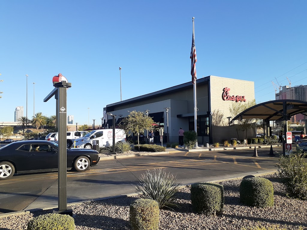 Chick-fil-A | 129 E Fremont St, Las Vegas, NV 89101, USA | Phone: (702) 386-8243