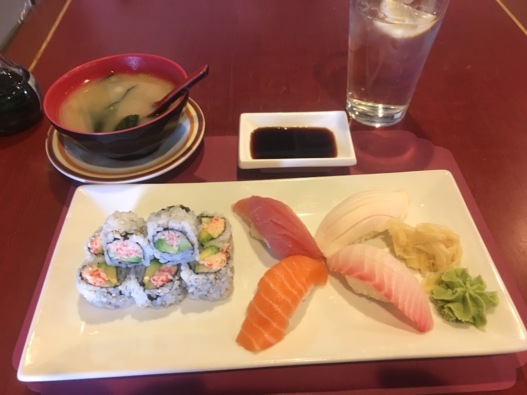 Yurihana Sushi Bar & Pan-Asian Cuisine | 6525 Gunpark Dr #330, Boulder, CO 80301, USA | Phone: (303) 530-0499