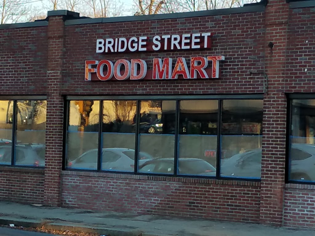Bridge Street Food Mart | 407 Bridge St, Weymouth, MA 02191, USA | Phone: (781) 812-1580