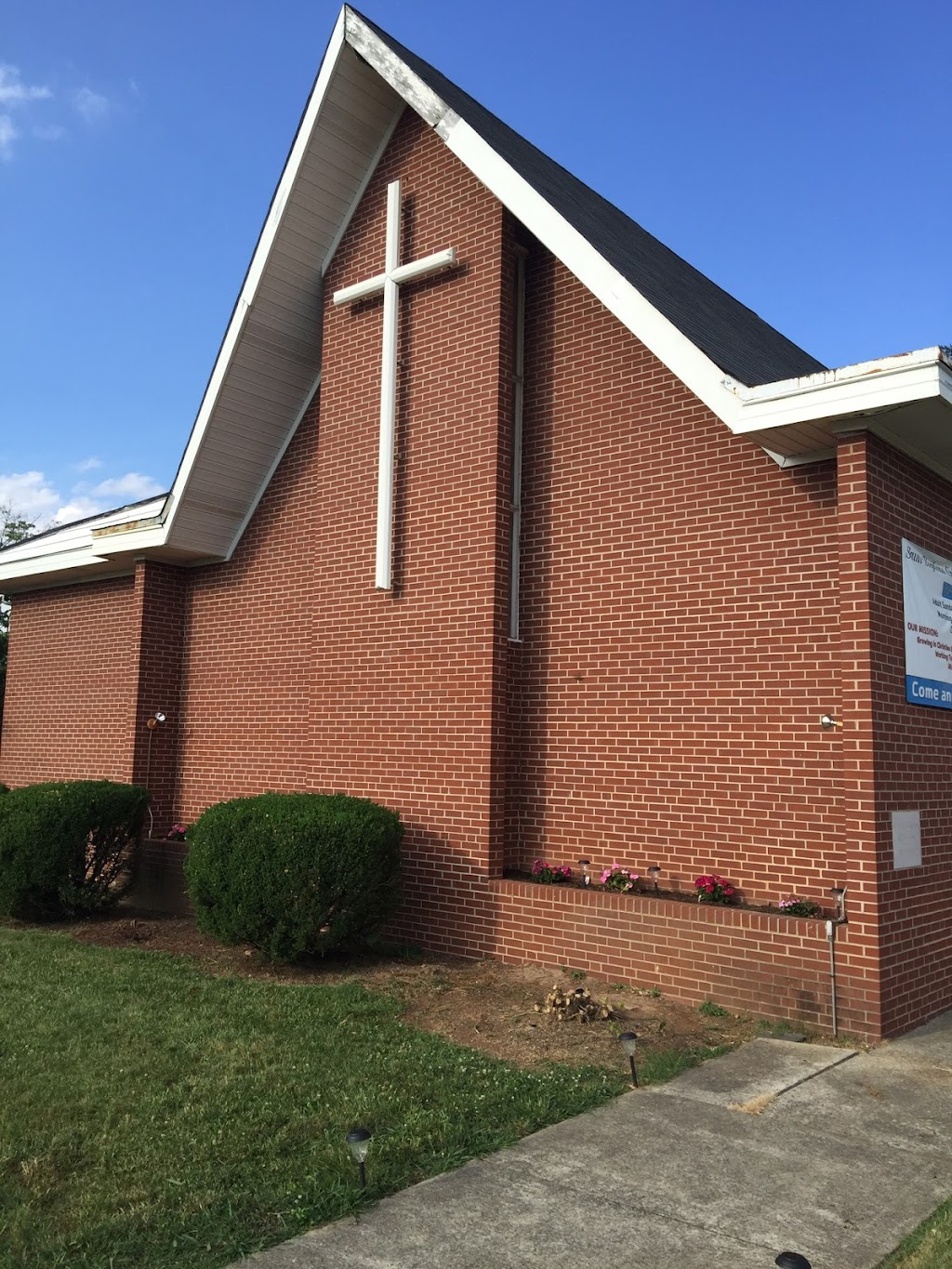 St Stephens Methodist Church | 600 Hwy St, Madison, NC 27025, USA | Phone: (336) 427-0601