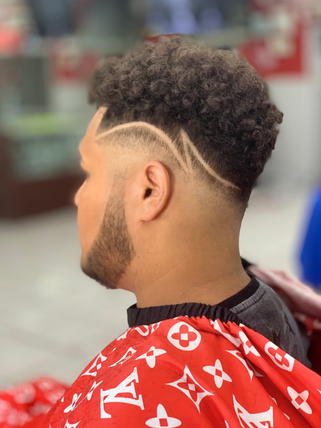 Blessed Hands Barber Shop | 7612 Clarewood Dr, Houston, TX 77036, USA | Phone: (832) 494-0901