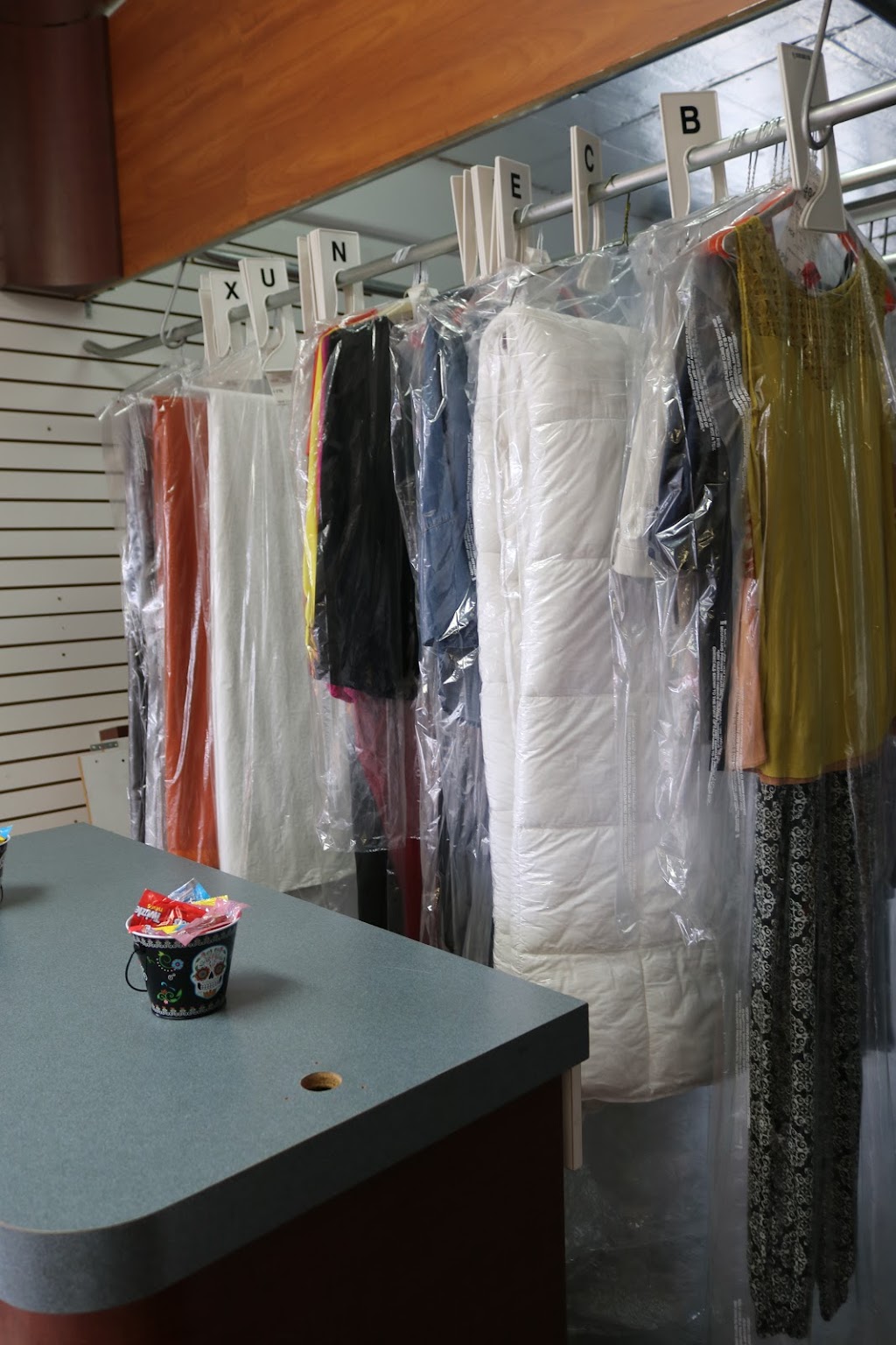 Clockwork Cleaners | 431 N Tustin St, Orange, CA 92867, USA | Phone: (714) 912-4800 Clockwork Cleaners | 431 N Tustin St, Orange, CA 92867, USA | Phone: (714) 912-4800