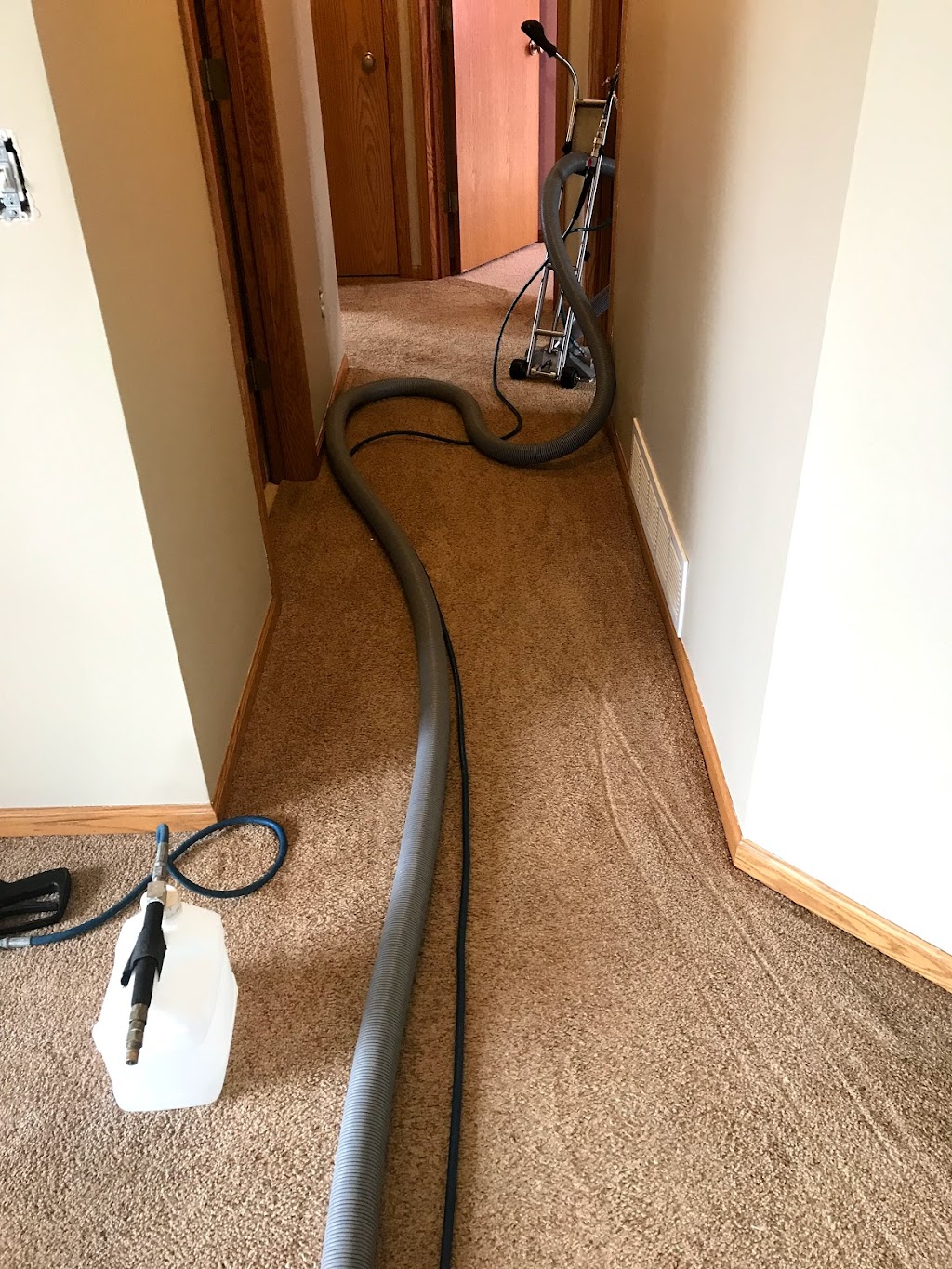 Restoration Carpet Cleaning | 19820 Evensong Ave, Farmington, MN 55024, USA | Phone: (612) 723-2226