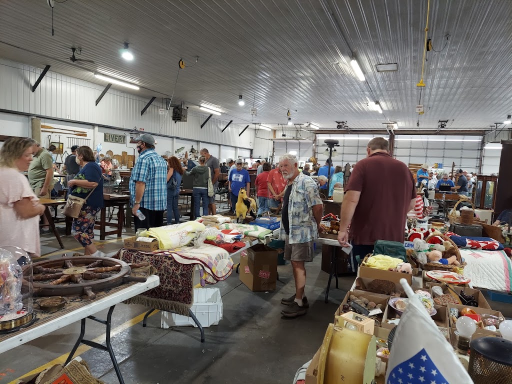 Shipshewana Flea Market (May-Sept) | 345 S Van Buren St, Shipshewana, IN 46565, USA | Phone: (260) 768-4129