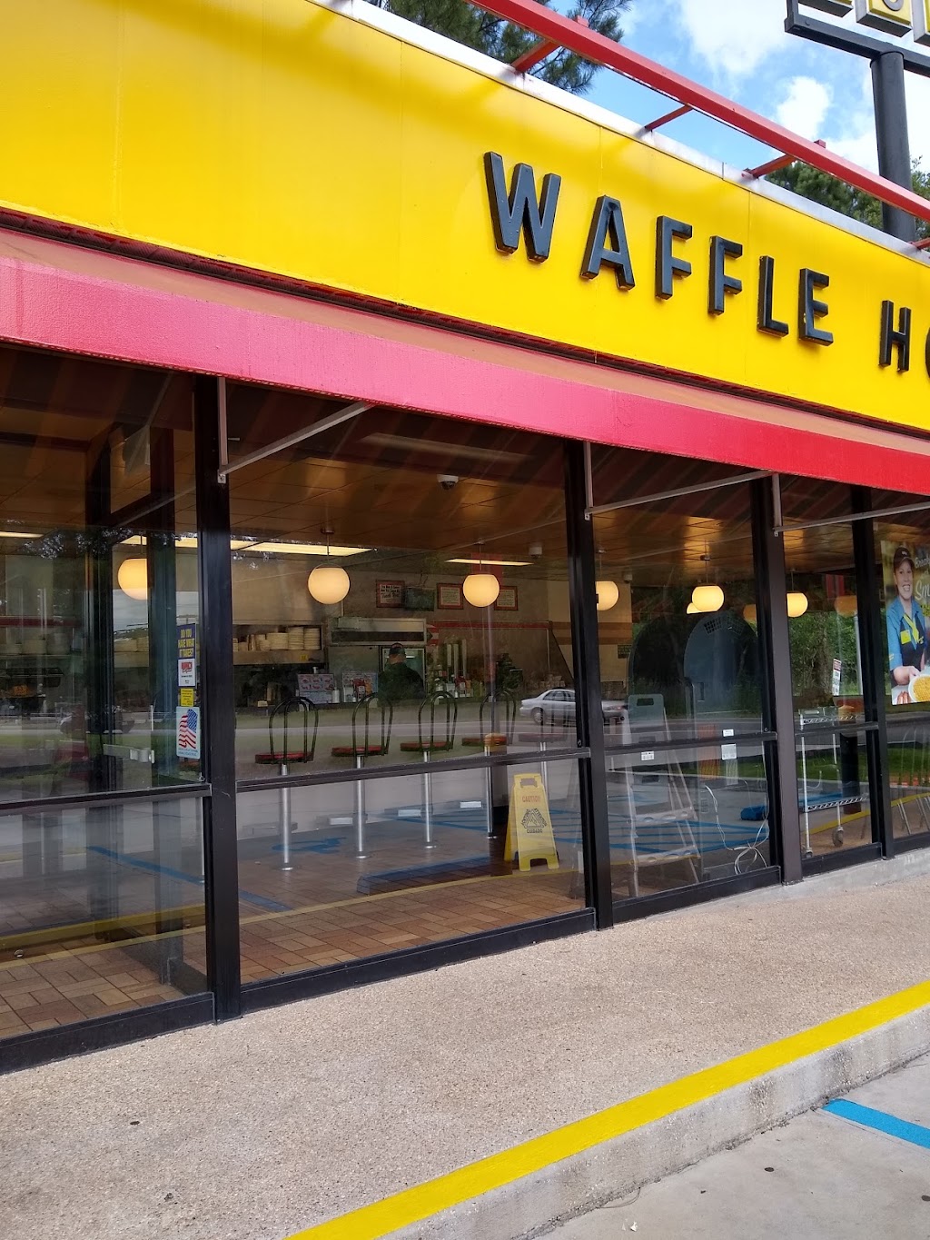 Waffle House | 140 Brownswitch Rd, Slidell, LA 70458 | Phone: (985) 645-0776