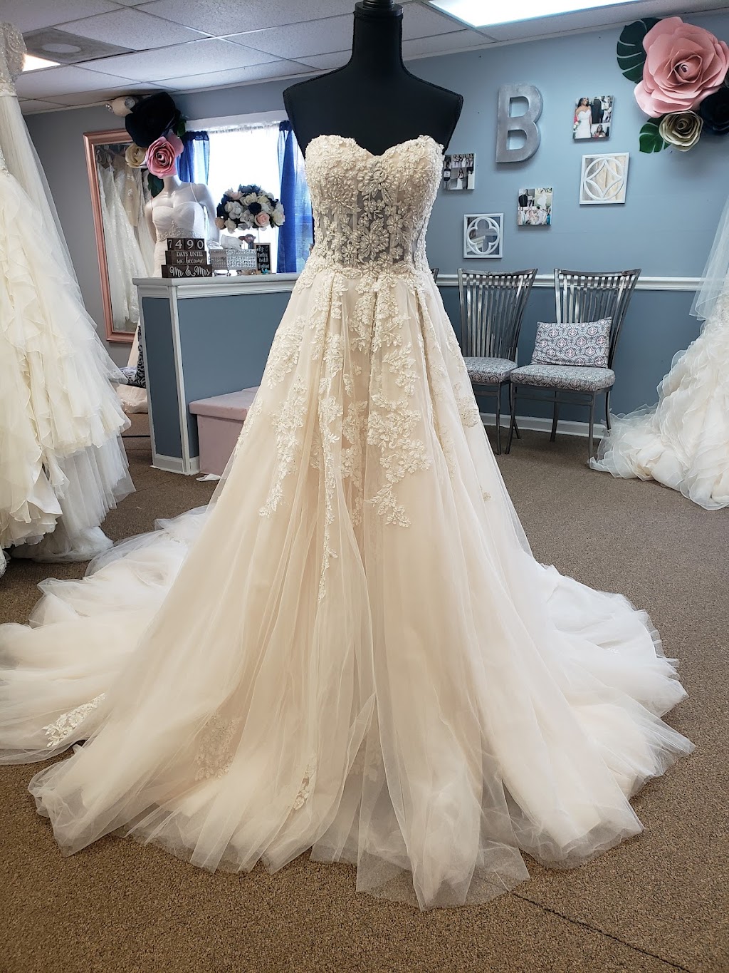 B3-Burkes Bridal Boutique | 2614 Manatee Ave W, Bradenton, FL 34205, USA | Phone: (941) 304-4142