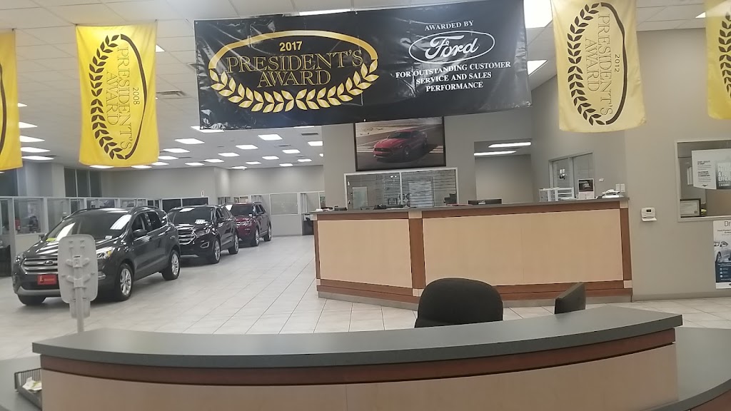 Riata Ford | 10507 US-290, Manor, TX 78653 | Phone: (512) 281-3673