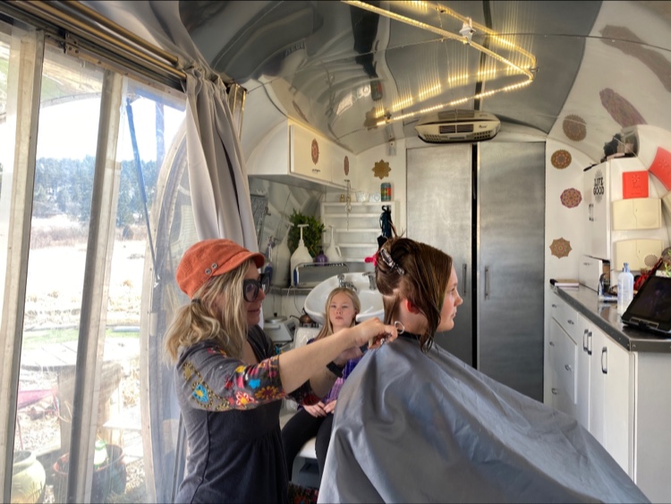 Hair and There Mobile Salon | 9191 Spruce Mountain Rd, Larkspur, CO 80118, USA | Phone: (720) 515-9497