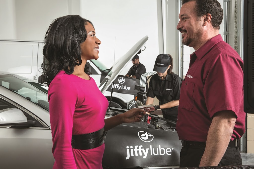 Jiffy Lube | 660 N Grandstaff Dr, Auburn, IN 46706 | Phone: (260) 927-1096