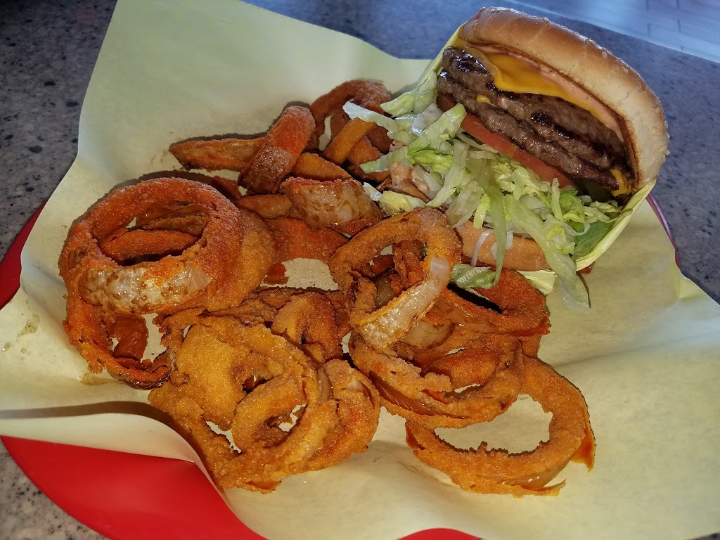 Chriss Burgers Rialto | 765 Foothill Blvd, Rialto, CA 92376, USA | Phone: (909) 875-5258