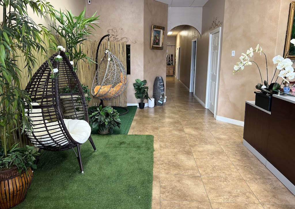 Aloha Thai Massage and Spa | 24138 Lyons Ave, Newhall, CA 91321, USA | Phone: (661) 829-4555