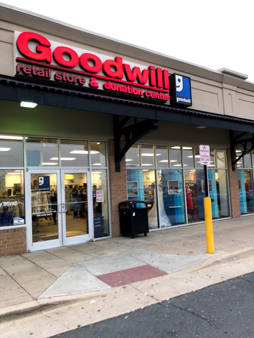 Goodwill of Greater Washington Retail Store | 22405 Enterprise St, Sterling, VA 20164, USA | Phone: (703) 444-5186