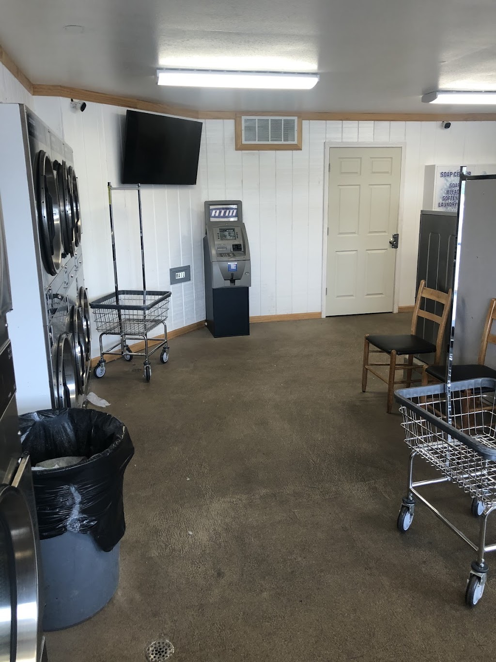 Freeburg Laundry | 840 S State St, Freeburg, IL 62243, USA | Phone: (314) 420-1477