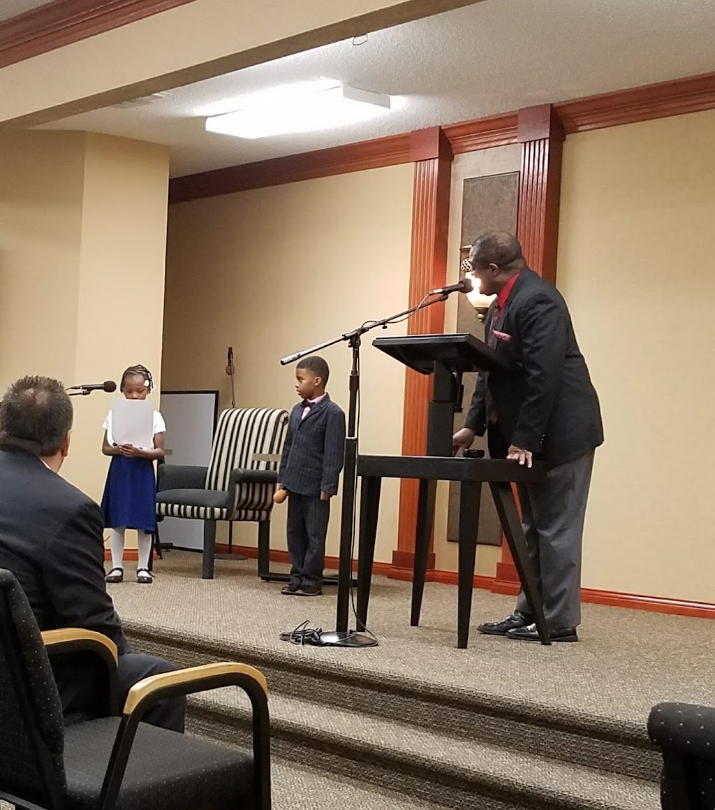 Kingdom Hall of Jehovahs Witnesses | 1015 Liscum Dr, Dayton, OH 45417, USA | Phone: (937) 263-1751