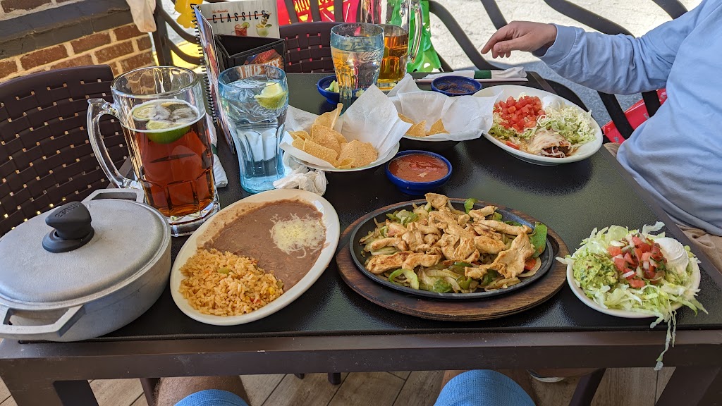La Parrilla Mexican Restaurant | 2500 Dallas Hwy #100, Marietta, GA 30064, USA | Phone: (770) 424-9500