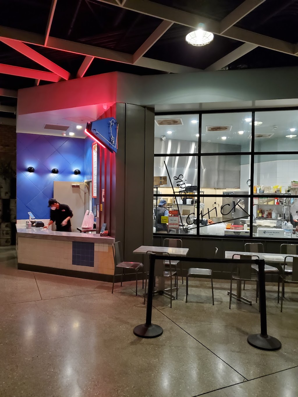 Side Chick | 400 S Baldwin Ave, Arcadia, CA 91007, USA | Phone: (626) 348-8628