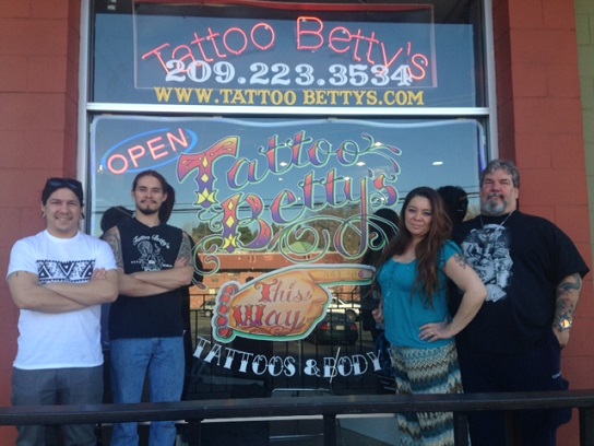 Tattoo Bettys | LOCATED NEXT TO BLUEOAK VET CLINIC, 125 Peek St # C, Jackson, CA 95642, USA | Phone: (209) 223-3534