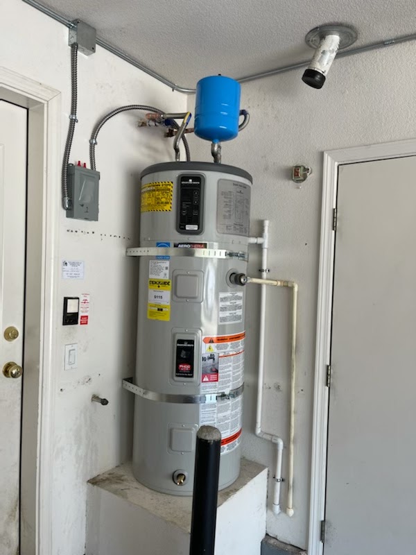 Water Heater Pros | 11367 Trade Center Dr Suite 130, Rancho Cordova, CA 95742, USA | Phone: (916) 344-4500