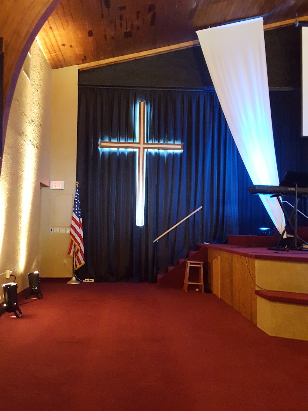 Cross Community Church | 525 Abbe Rd N, Elyria, OH 44035, USA | Phone: (440) 366-8871